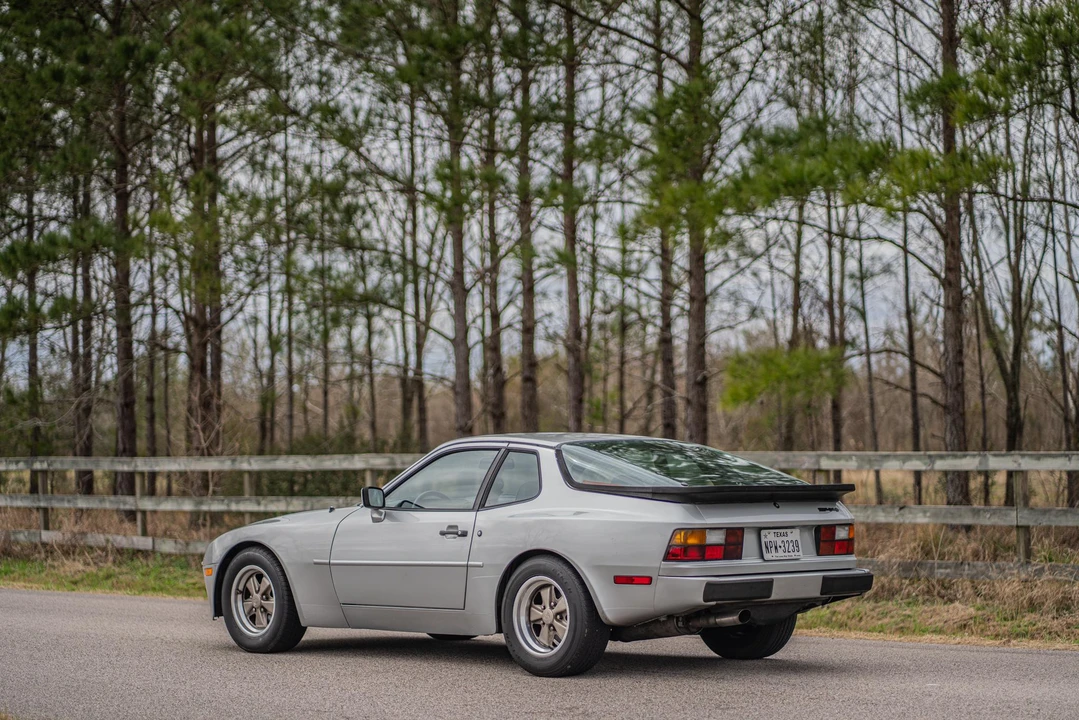 1984 Porsche 944 - Image 20 of 31
