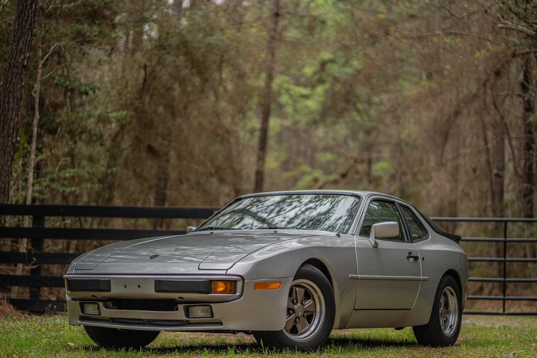 1984 Porsche 944 - Image 10 of 31