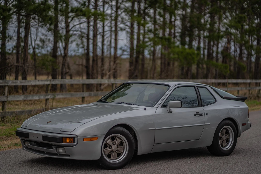 1984 Porsche 944 - Image 14 of 31