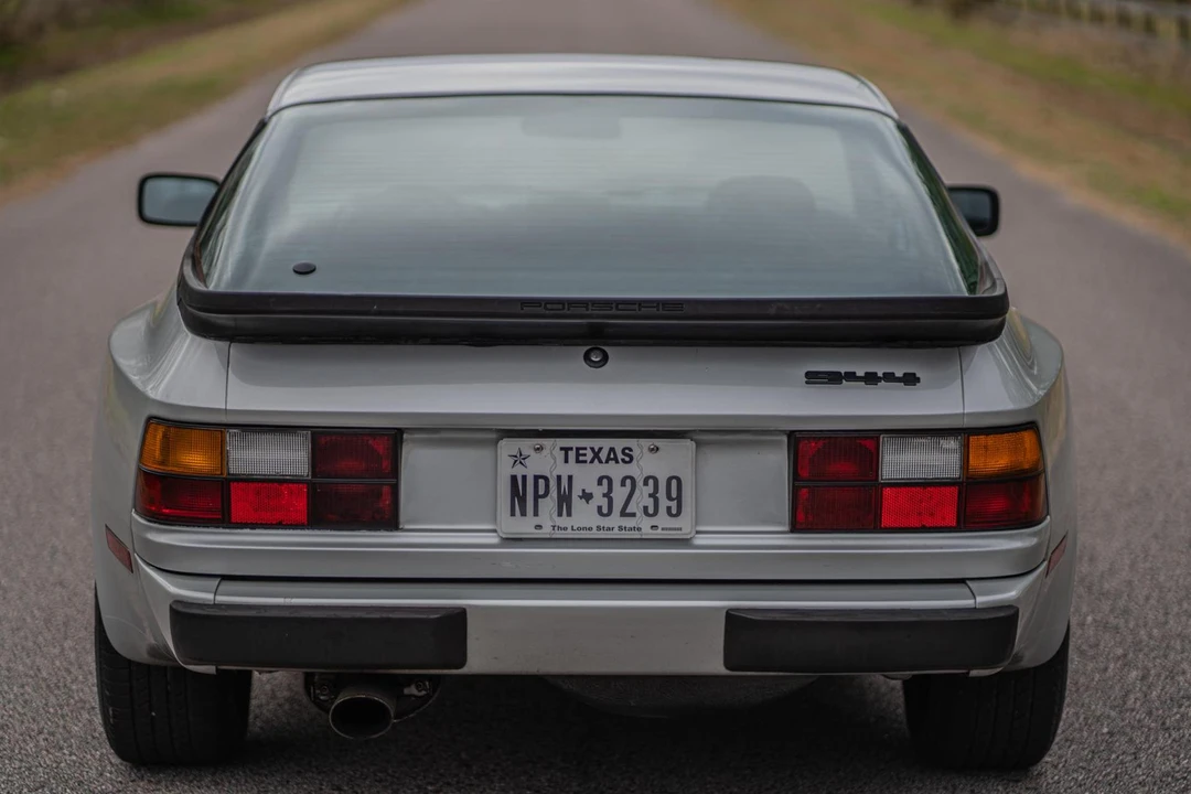 1984 Porsche 944 - Image 5 of 31