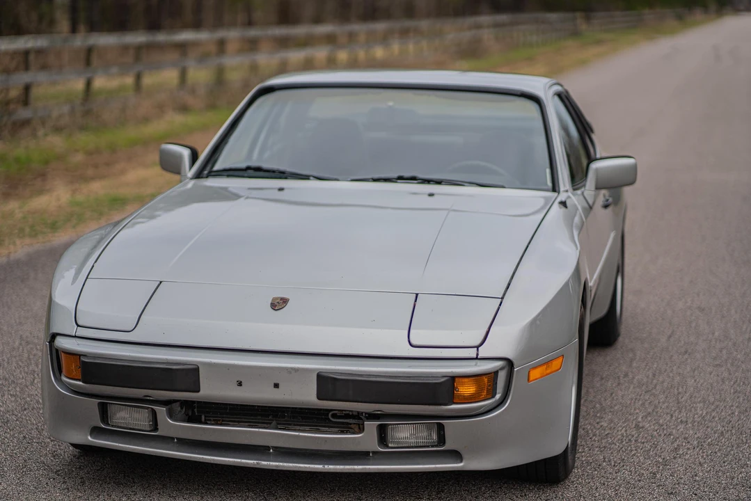 1984 Porsche 944 - Image 7 of 31