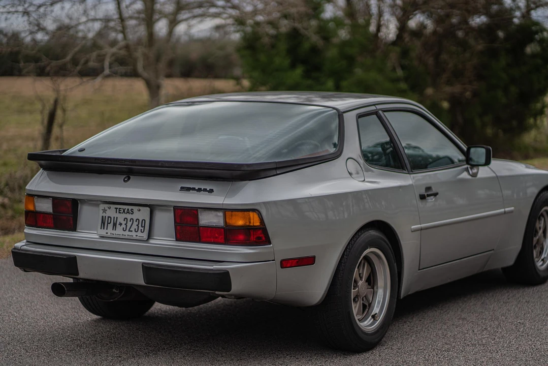 1984 Porsche 944 - Image 25 of 31