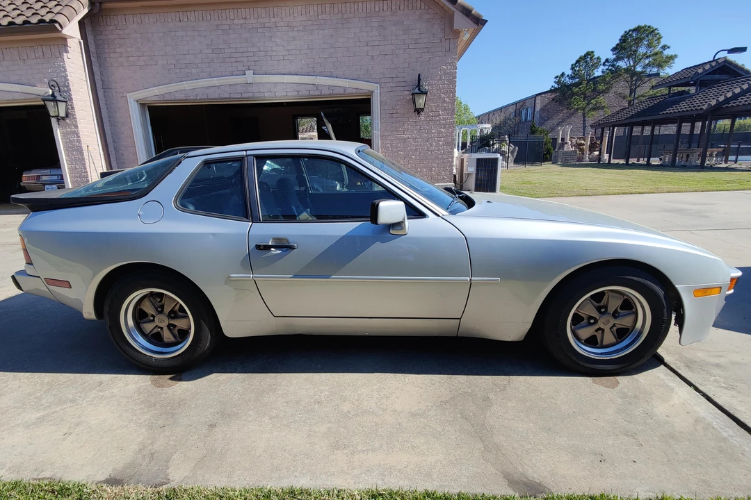 1984 Porsche 944 - Image 26 of 31