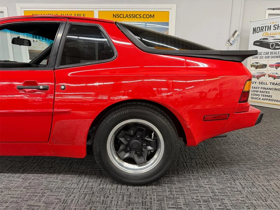 1984 Porsche 944 - Image 20 of 31