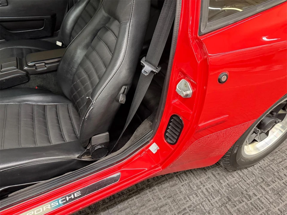 1984 Porsche 944 - Image 30 of 31