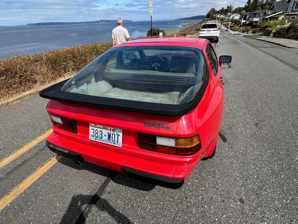 1984 Porsche 944 - Image 18 of 31