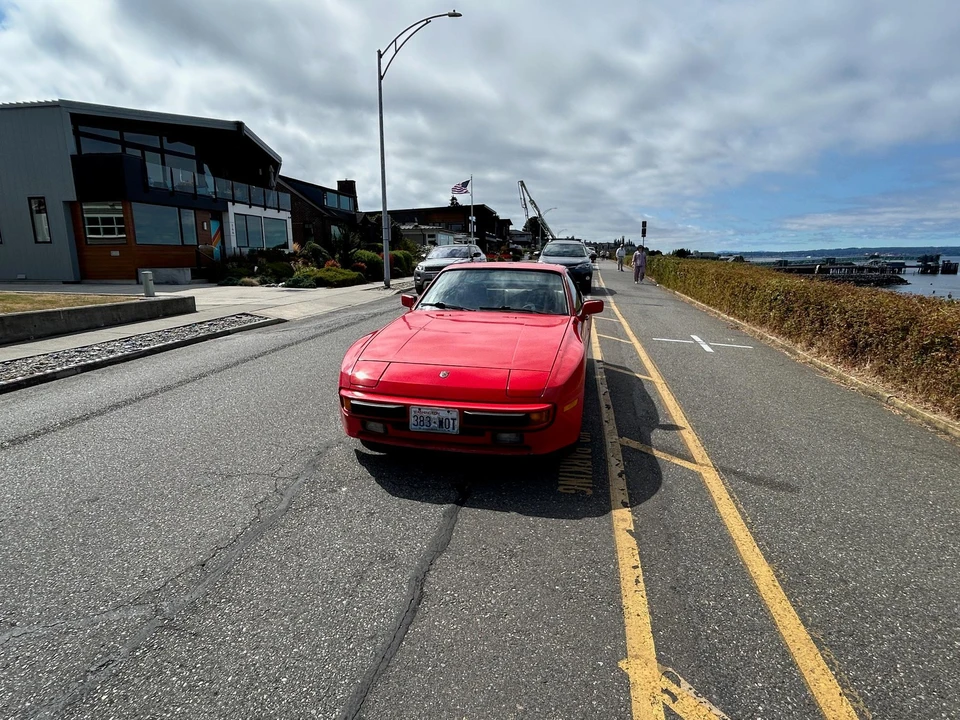 1984 Porsche 944 - Image 11 of 31
