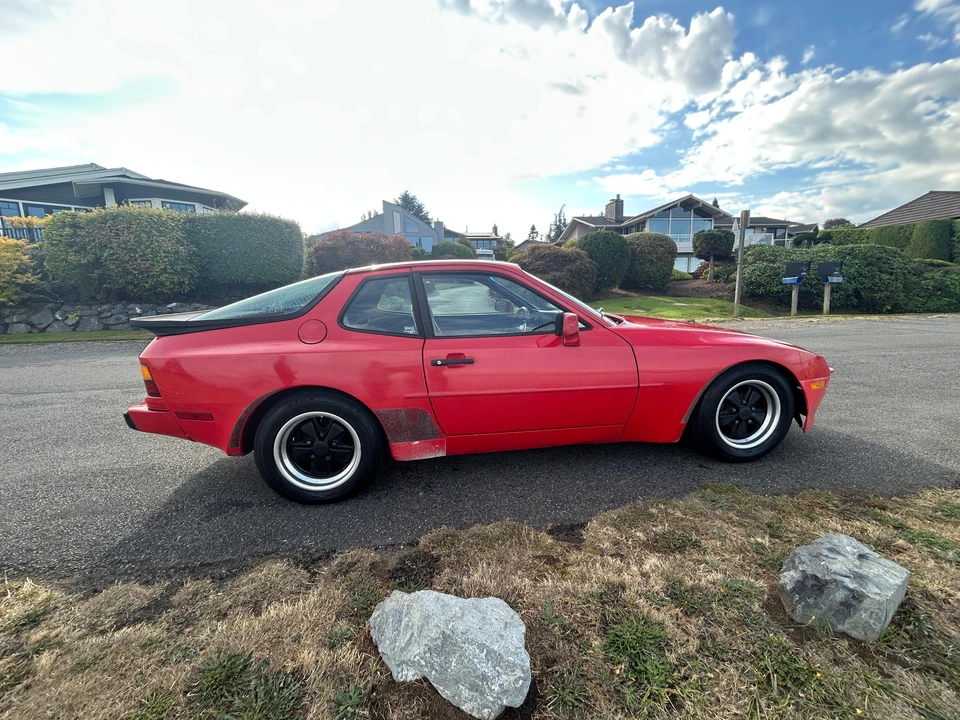 1984 Porsche 944 - Image 8 of 31