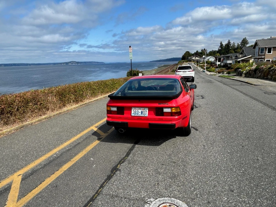 1984 Porsche 944 - Image 17 of 31