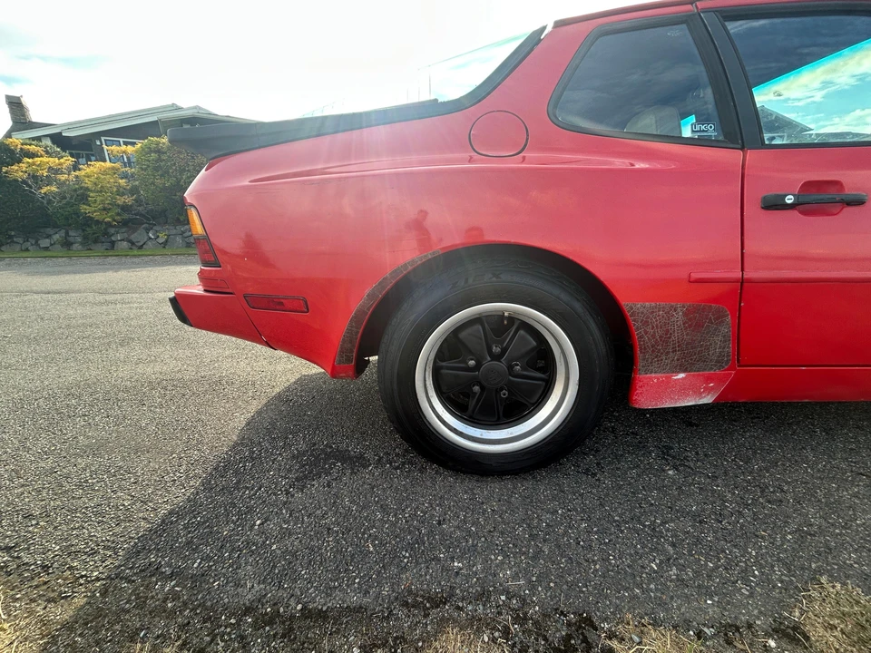 1984 Porsche 944 - Image 27 of 31