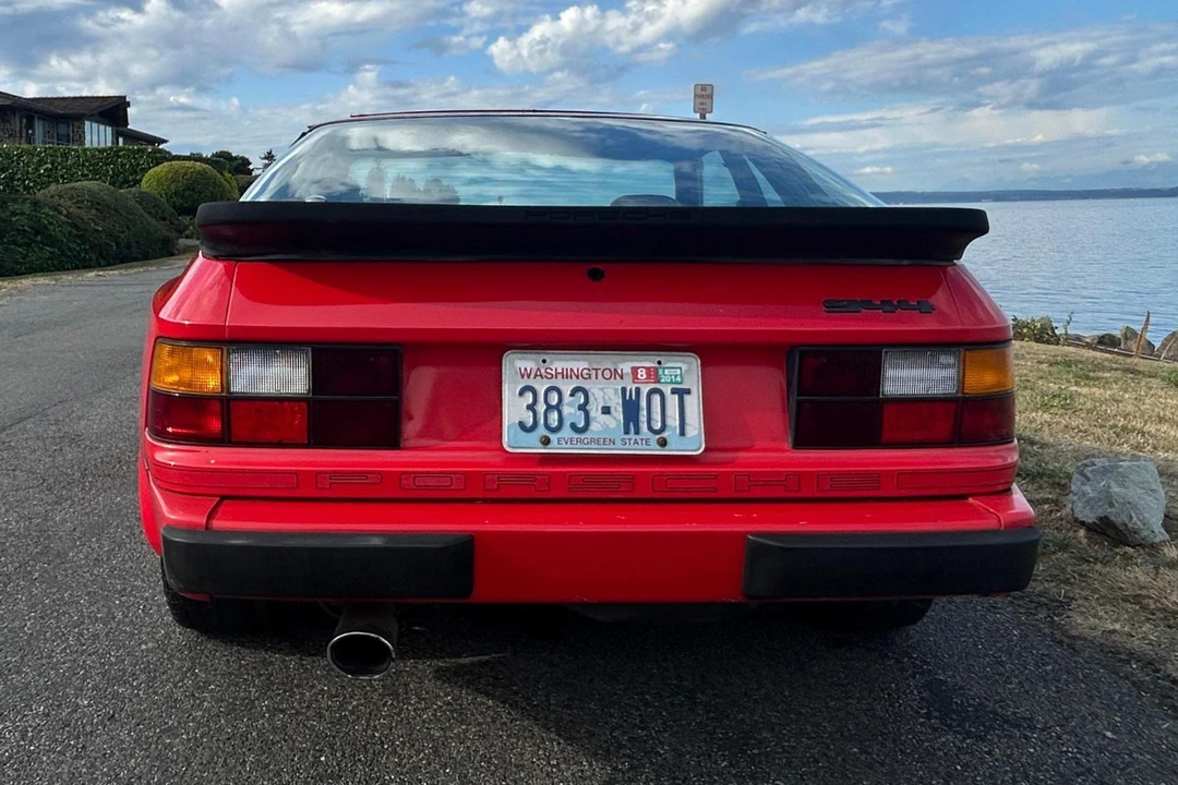 1984 Porsche 944 - Image 5 of 31