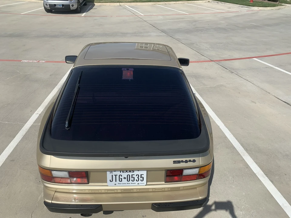 1984 Porsche 944 - Image 18 of 31
