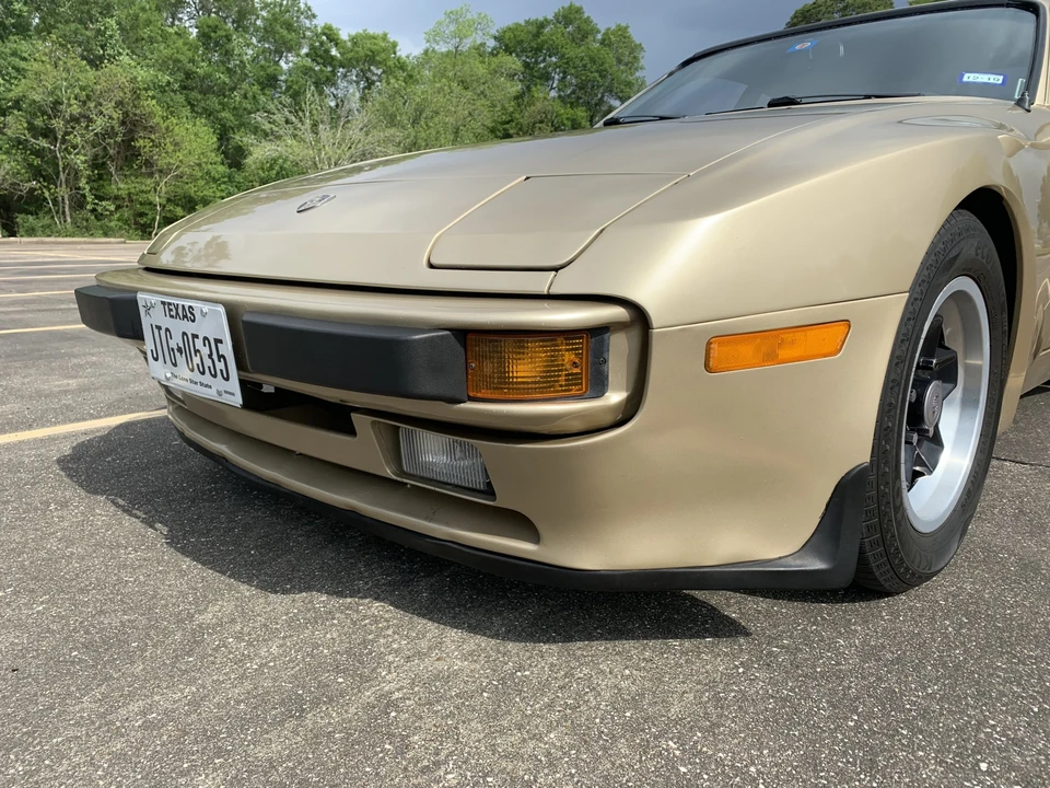1984 Porsche 944 - Image 22 of 31