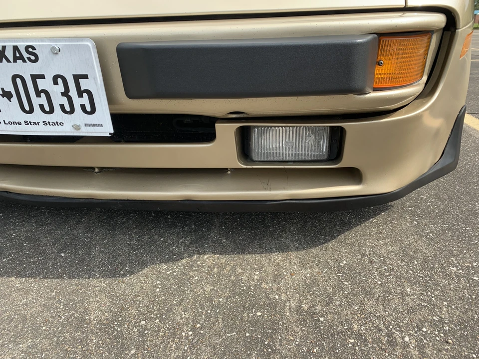 1984 Porsche 944 - Image 23 of 31
