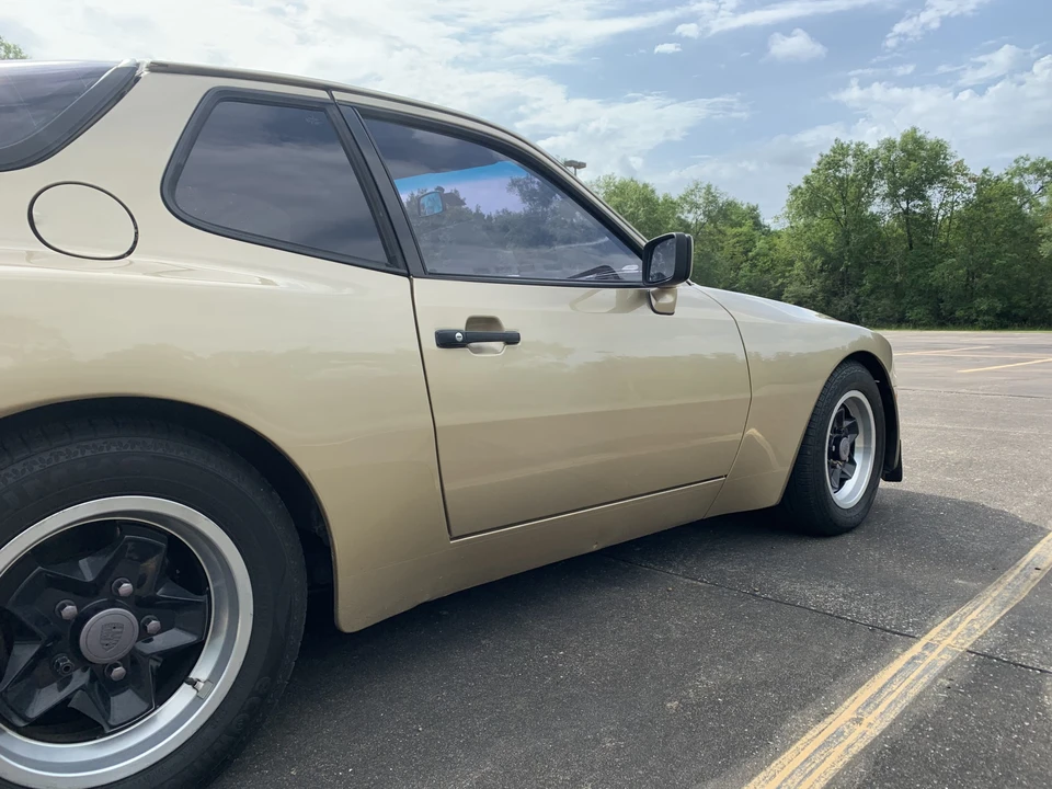 1984 Porsche 944 - Image 26 of 31