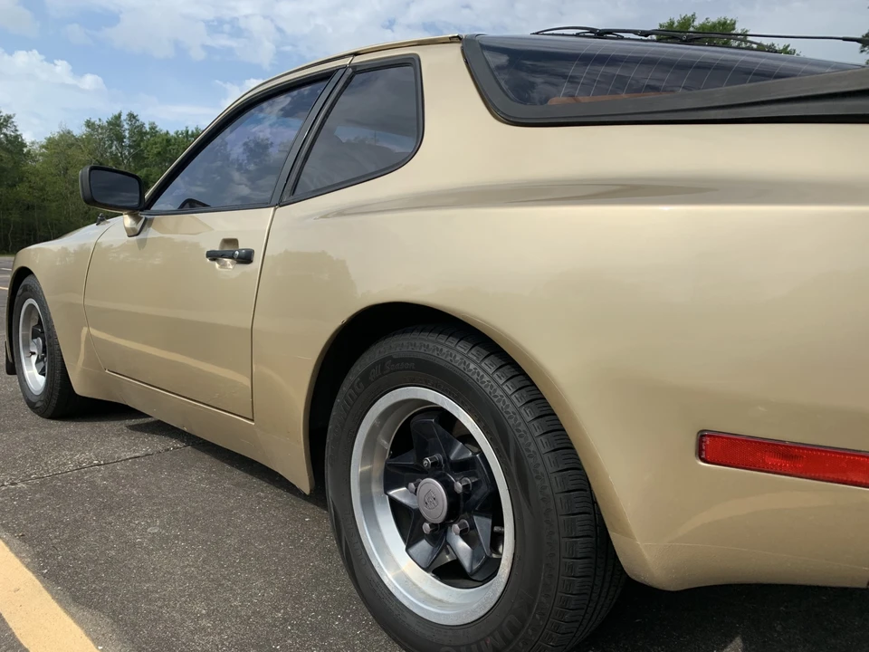 1984 Porsche 944 - Image 30 of 31