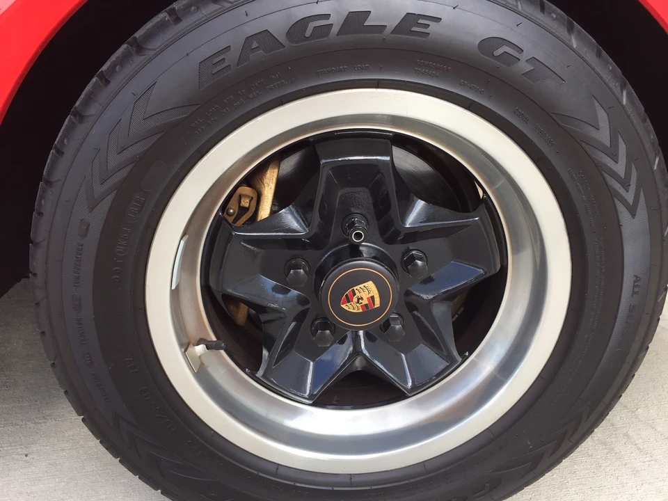 1984 Porsche 944 - Image 29 of 31