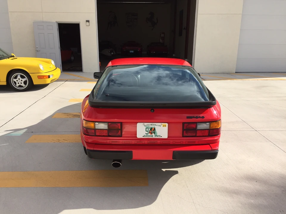 1984 Porsche 944 - Image 6 of 31