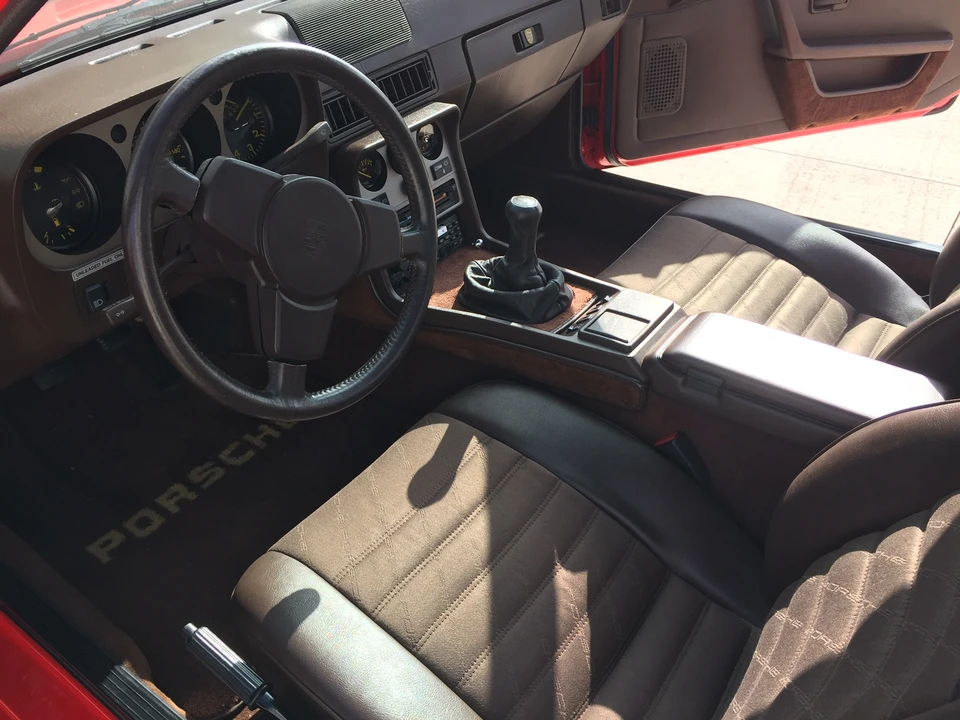 1984 Porsche 944 - Image 30 of 31