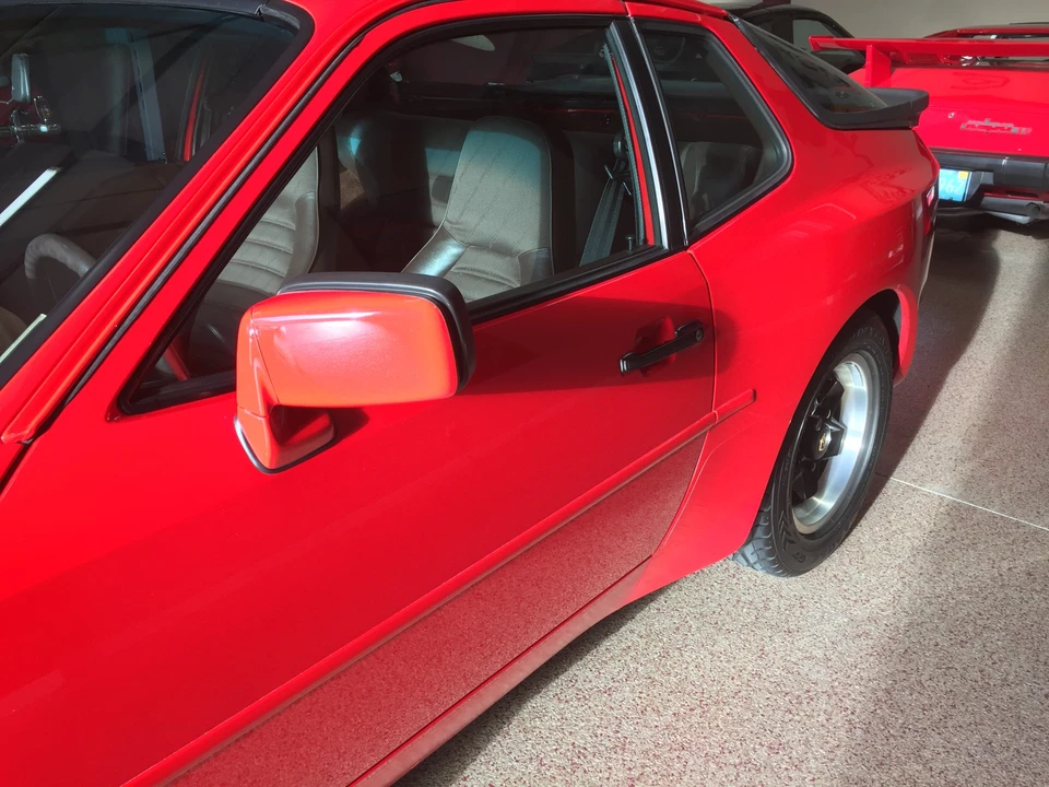1984 Porsche 944 - Image 17 of 31