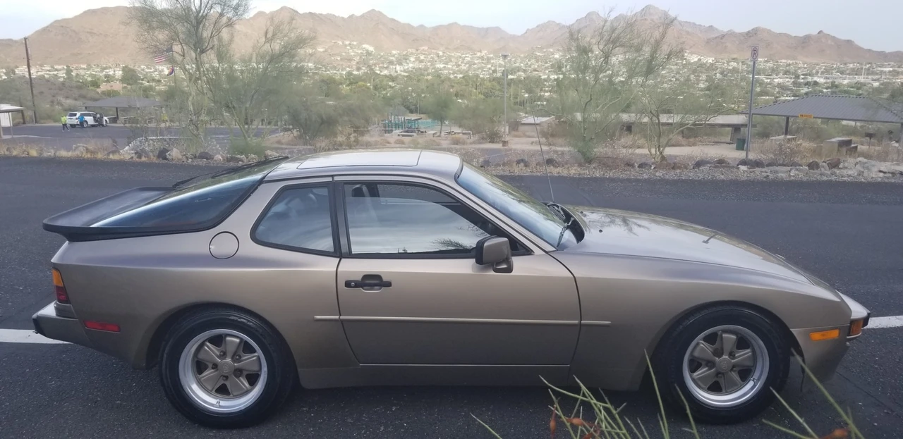 1984 Porsche 944 - Image 6 of 31