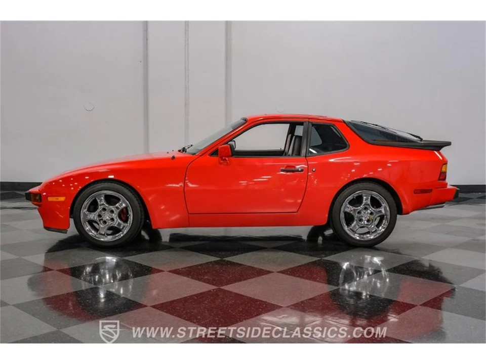 1984 Porsche 944 - Image 6 of 31