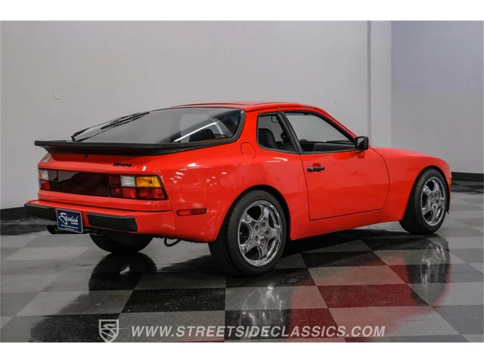 1984 Porsche 944 - Image 11 of 31