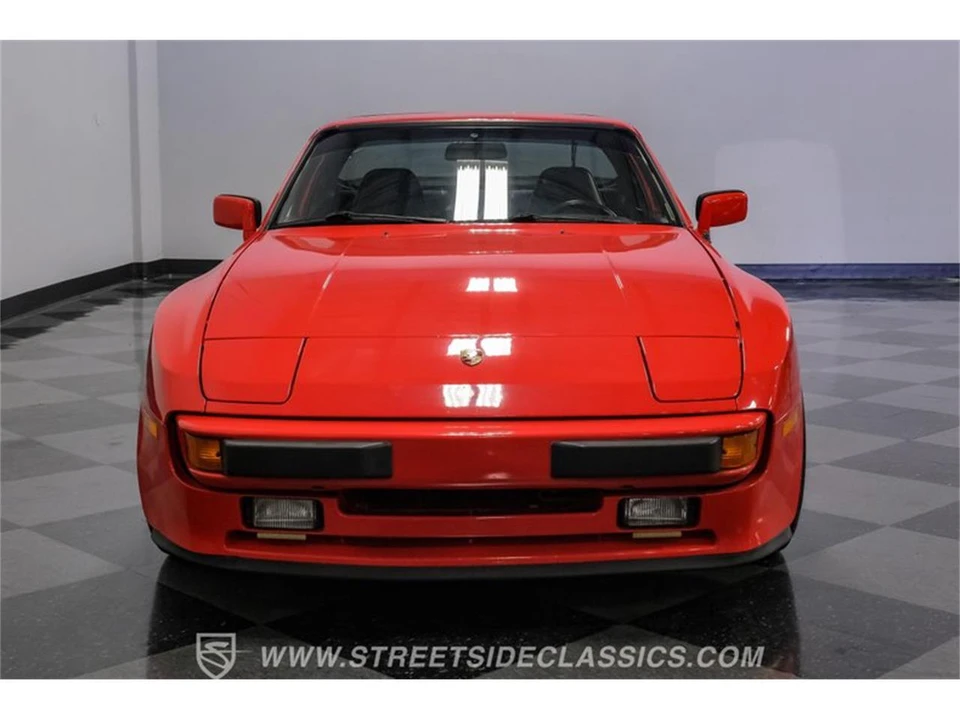1984 Porsche 944 - Image 17 of 31