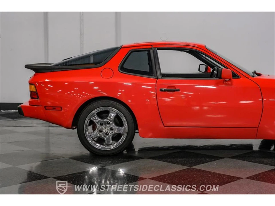 1984 Porsche 944 - Image 28 of 31