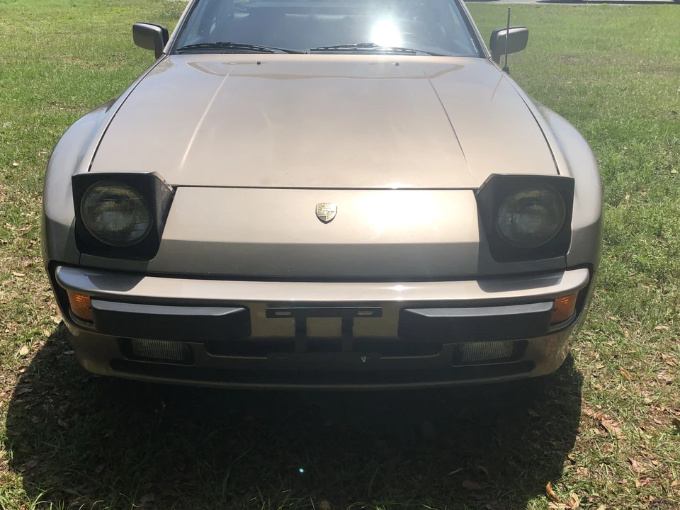 1984 Porsche 944 - Image 7 of 31