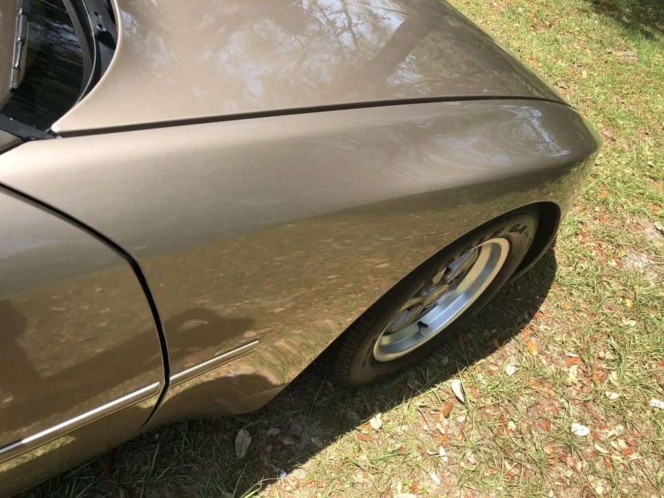 1984 Porsche 944 - Image 18 of 31