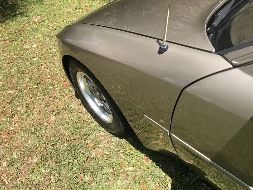 1984 Porsche 944 - Image 17 of 31