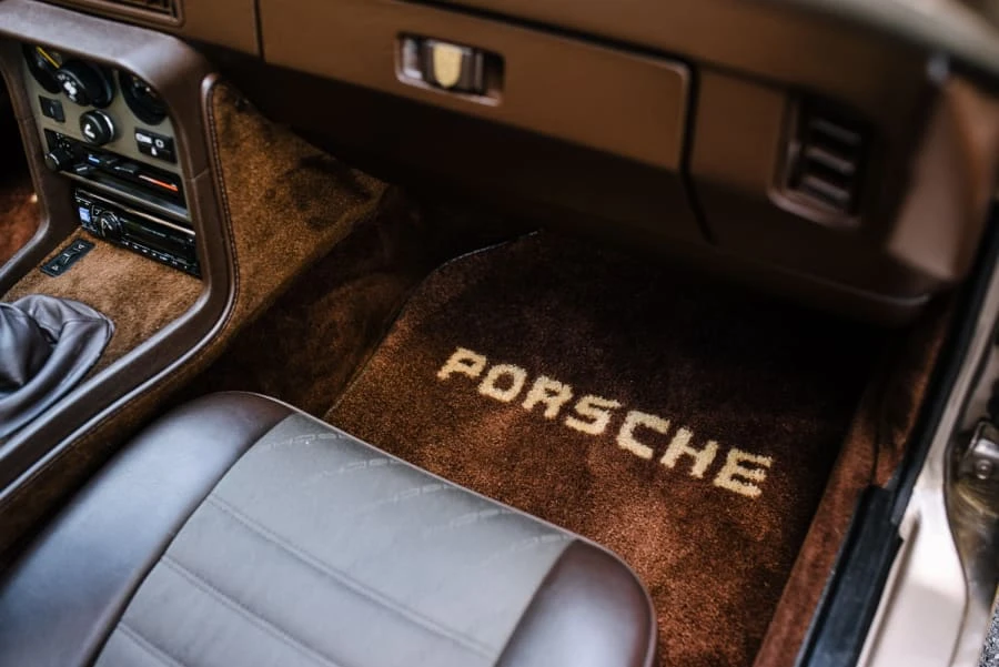 1984 Porsche 944 - Image 6 of 11