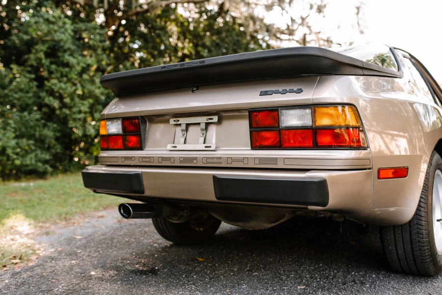 1984 Porsche 944 - Image 8 of 11