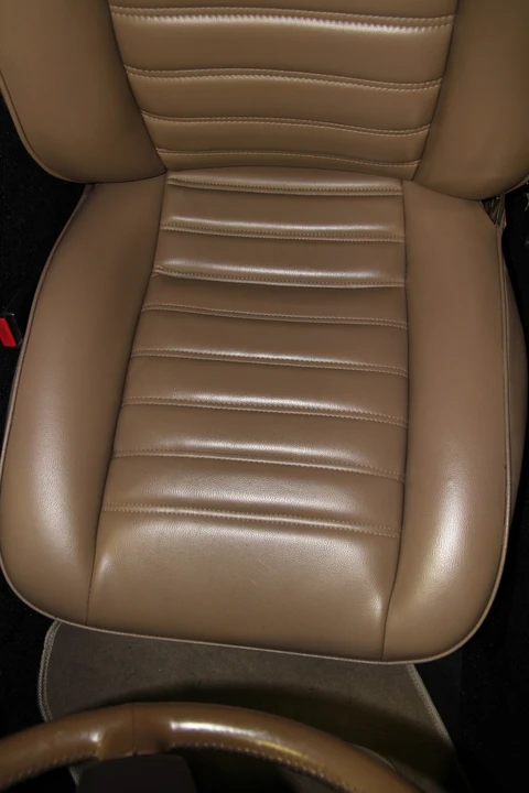 1984 Porsche 944 - Image 16 of 31