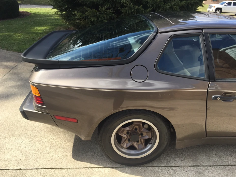 1984 Porsche 944 - Image 14 of 31