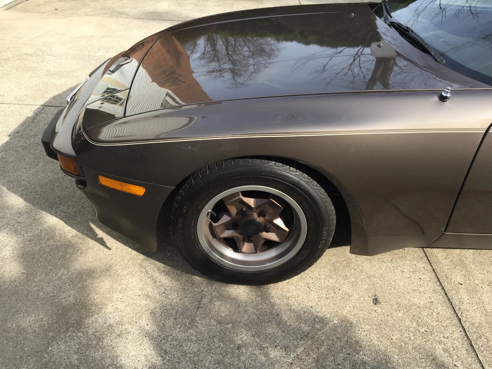 1984 Porsche 944 - Image 22 of 31