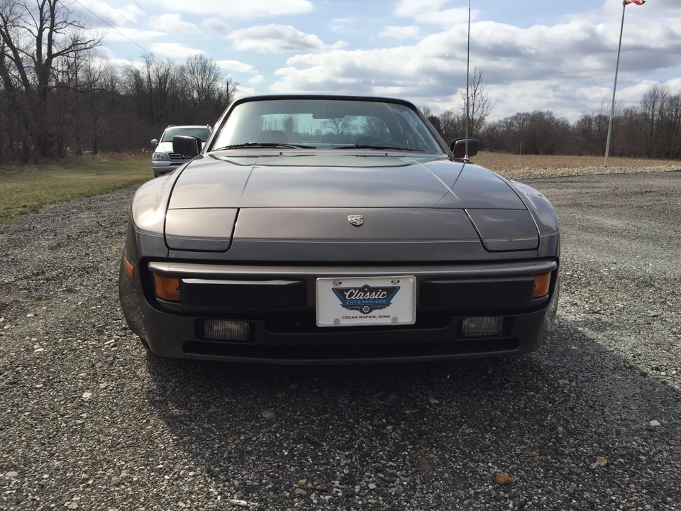 1984 Porsche 944 - Image 2 of 31