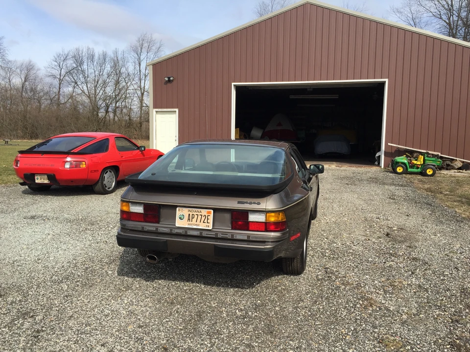 1984 Porsche 944 - Image 5 of 31