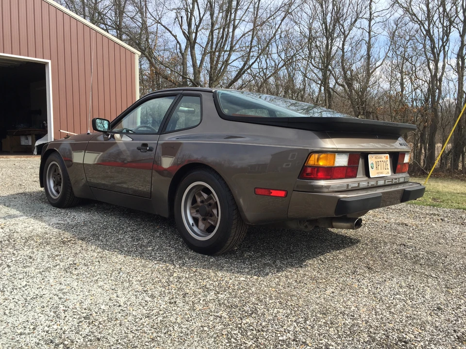 1984 Porsche 944 - Image 27 of 31