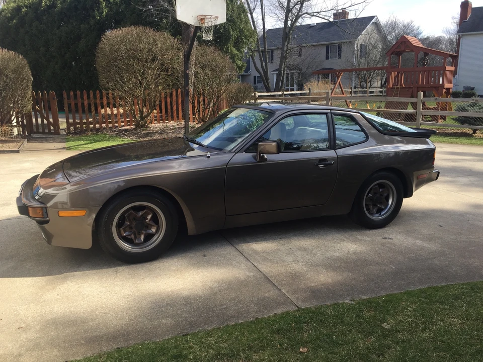 1984 Porsche 944 - Image 8 of 31