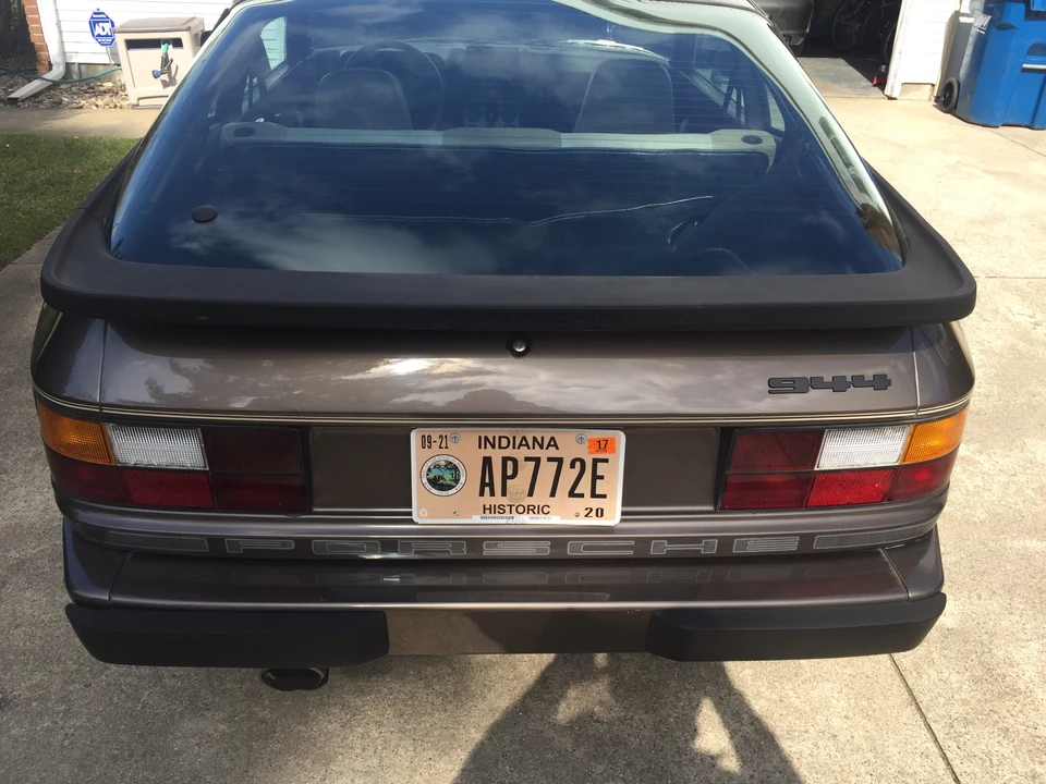 1984 Porsche 944 - Image 12 of 31