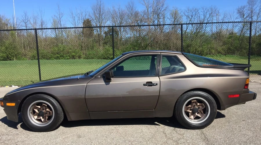 1984 Porsche 944 - Image 2 of 10