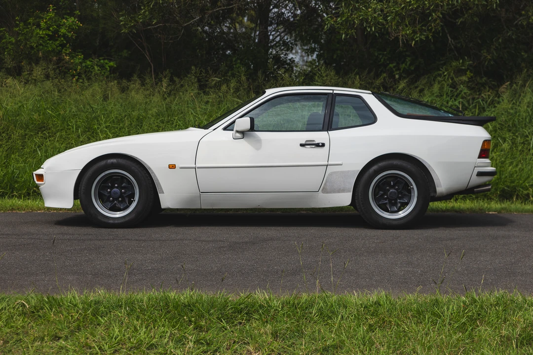 1984 Porsche 944 - Image 9 of 31