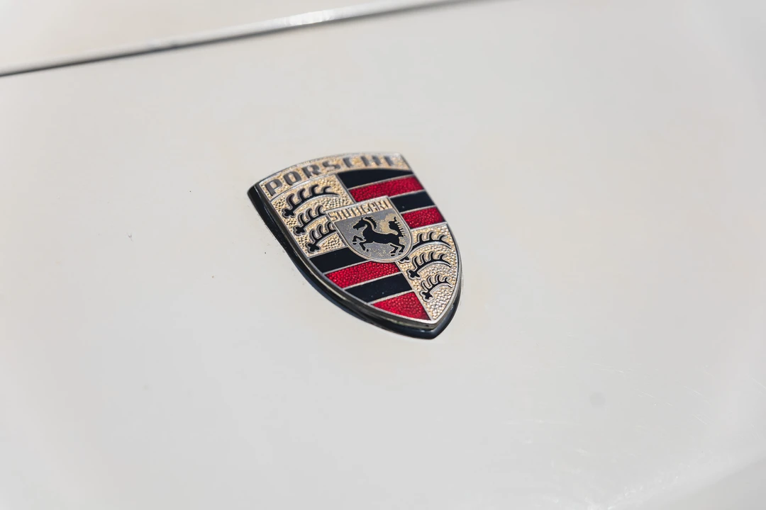 1984 Porsche 944 - Image 27 of 31