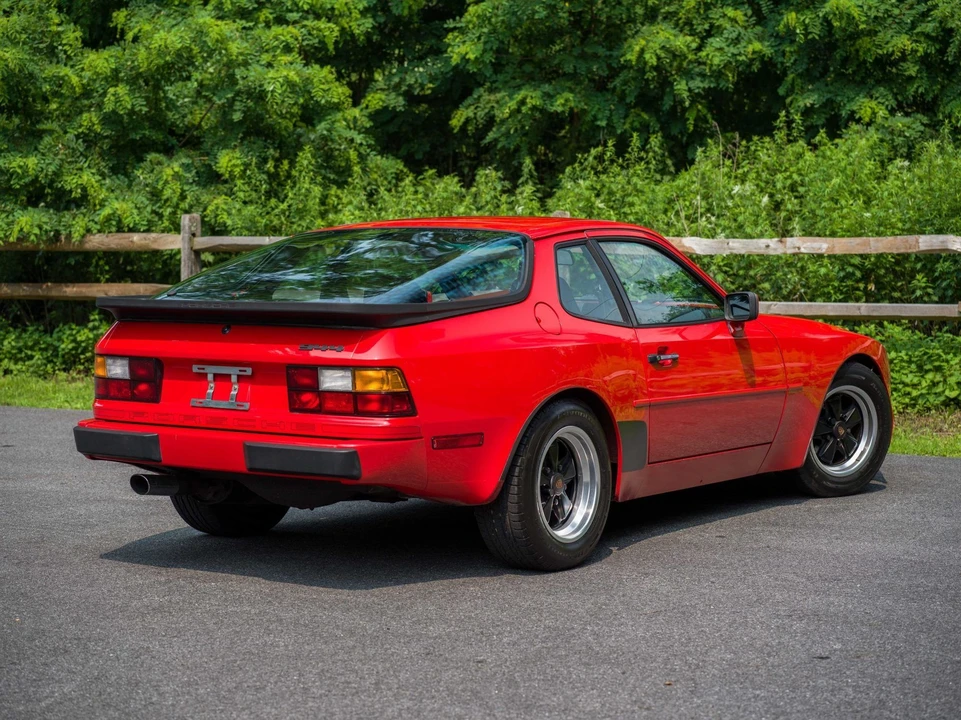 1984 Porsche 944 - Image 5 of 14