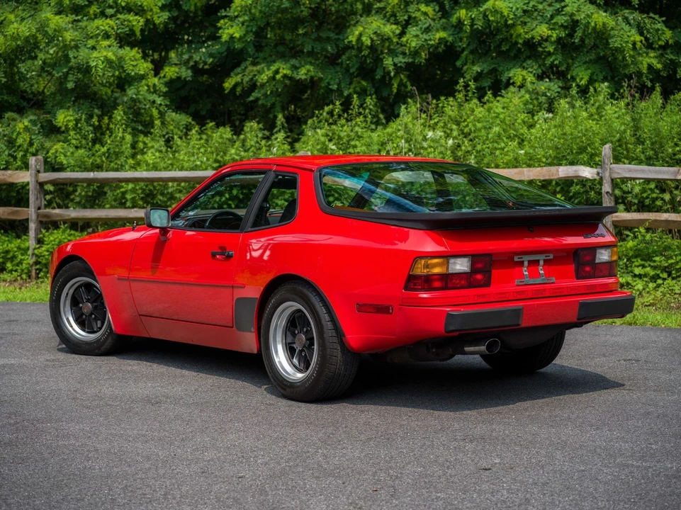 1984 Porsche 944 - Image 4 of 14