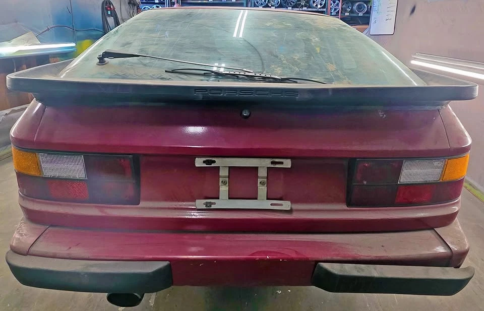 1984 Porsche 944 - Image 5 of 10
