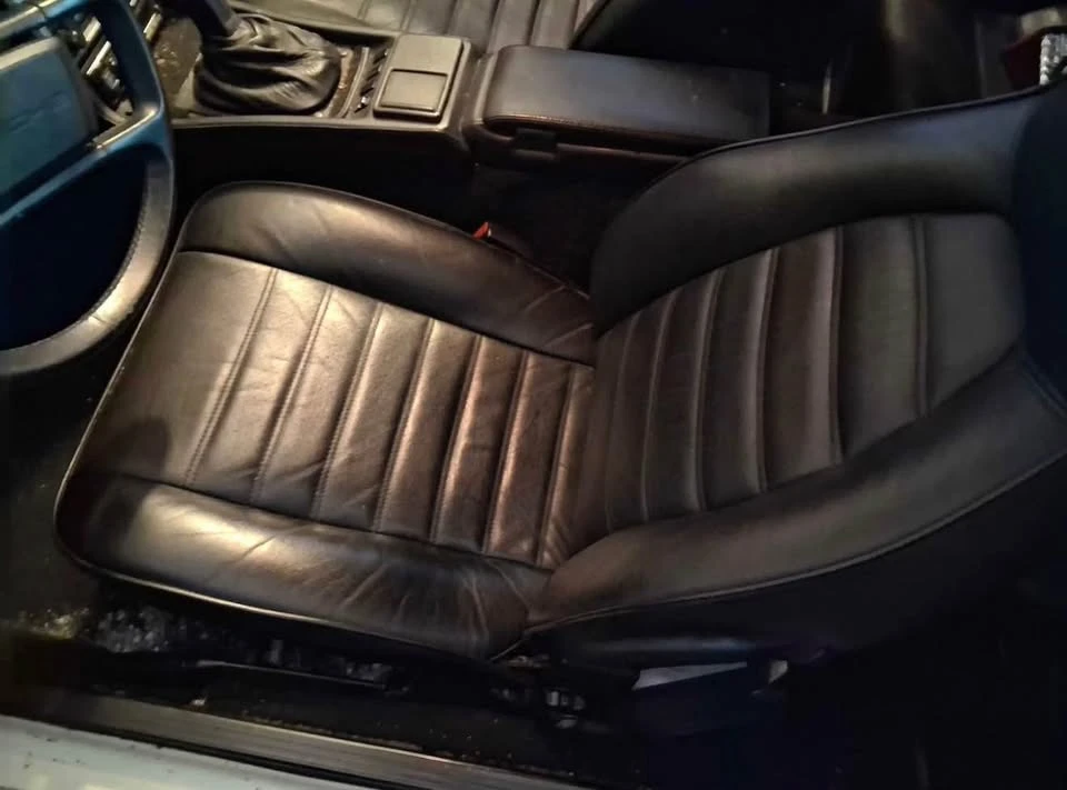 1984 Porsche 944 - Image 15 of 20