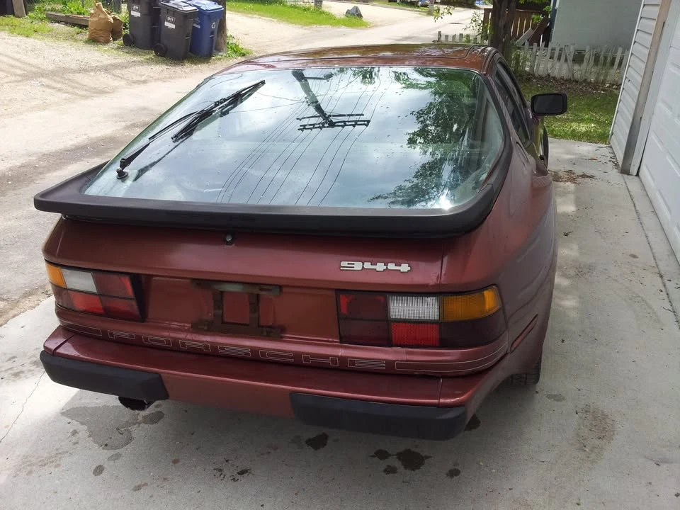 1984 Porsche 944 - Image 3 of 10